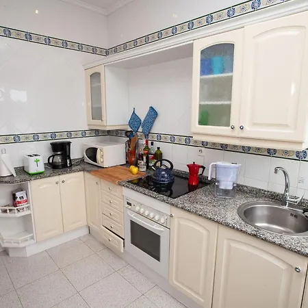 Sea Breeze And Beautiful Views!